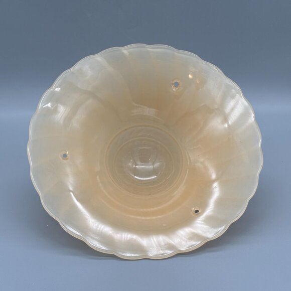 1930s Art Deco Frosted Peach Glass Ceiling Light Shade, Ribbed Vintage Fixture - Picture 5 of 5